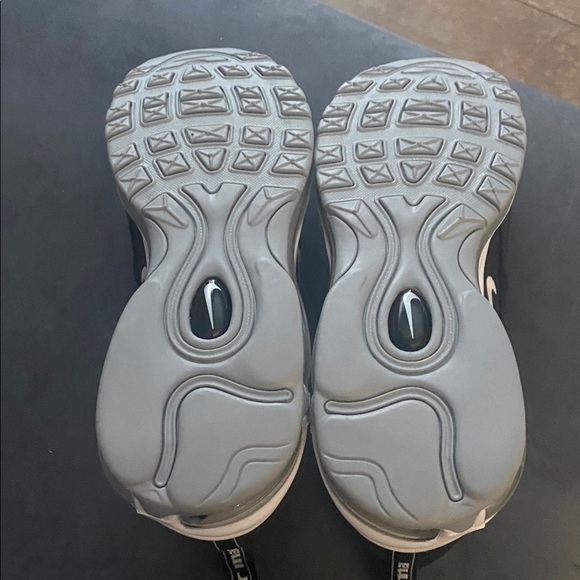 Nike Black and White Athletic Shoes. Men’s size 12. Excellent condition. - Picture 7 of 8